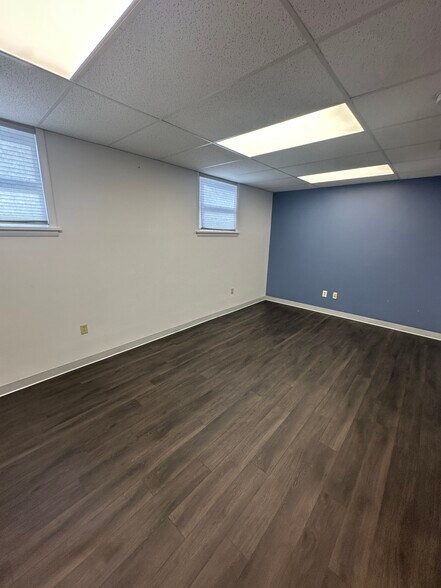 More Photos Of 71 Cedar Ave, Hershey Office For Lease