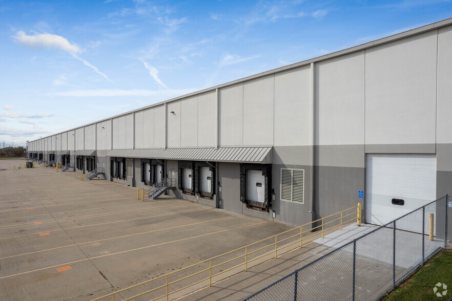 More Photos Of 9287 Meridian Way, West Chester Industrial For Sale