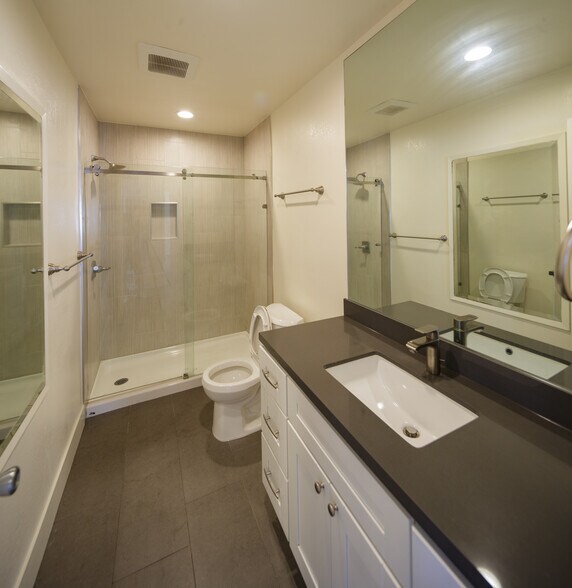 More Photos Of 1140 E 22nd St, Oakland Apartments For Sale