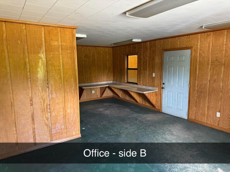 Primary Photo Of 142 Reynolds rd, Arkadelphia Warehouse For Sale