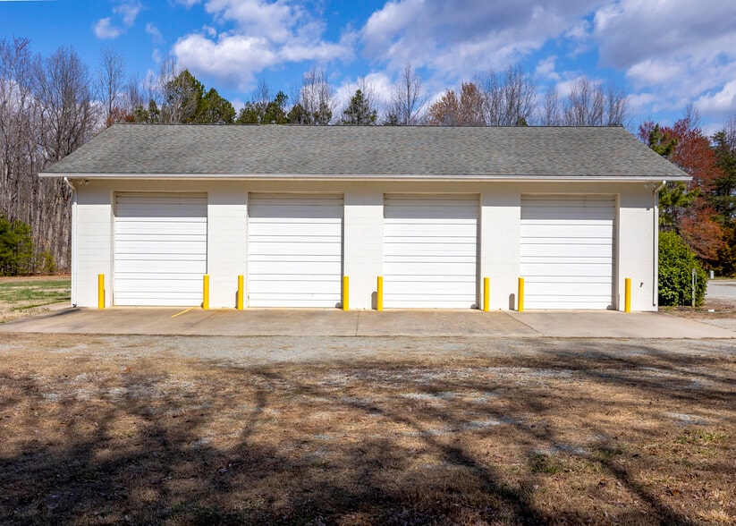 More Photos Of 1667 Cartersville Rd, Cartersville Flex For Sale