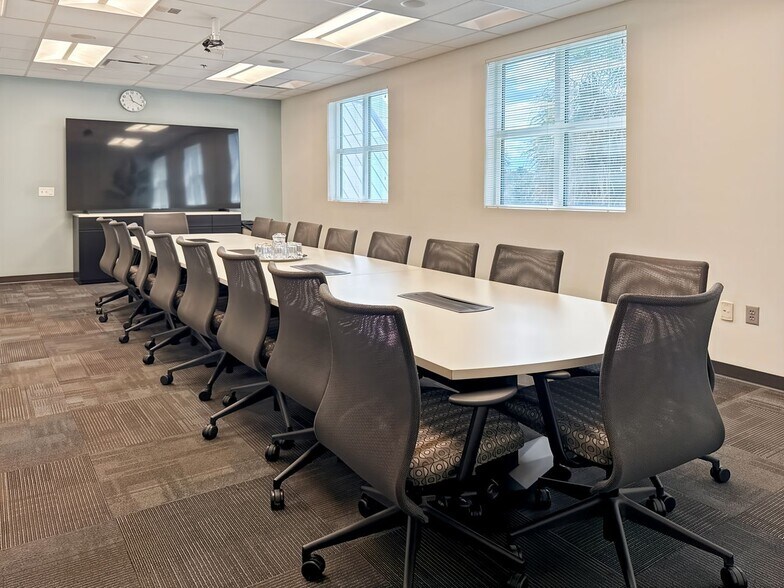 More Photos Of 5225 Tech Data Dr, Clearwater Coworking Space