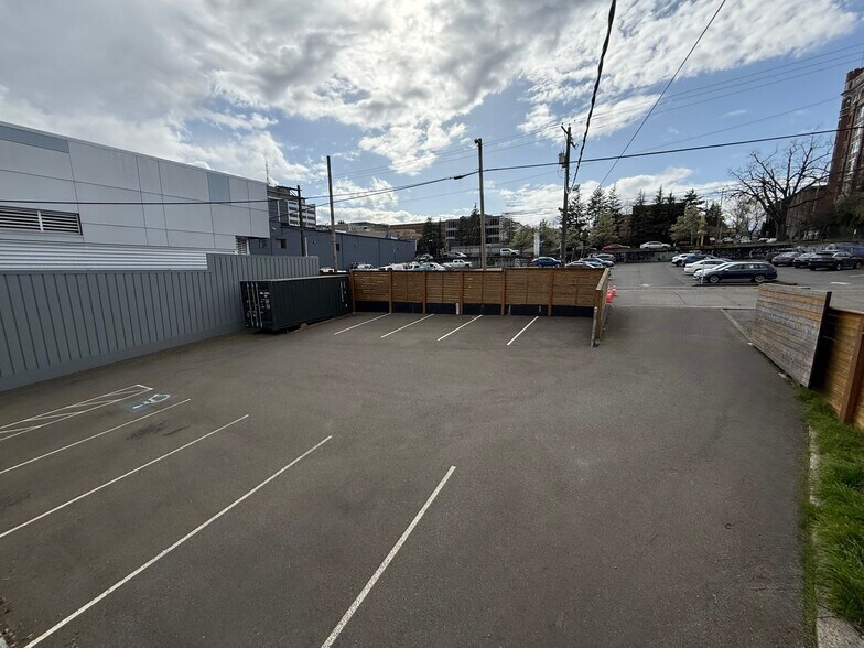 More Photos Of 744 S Fawcett Ave, Tacoma Office Residential For Sale