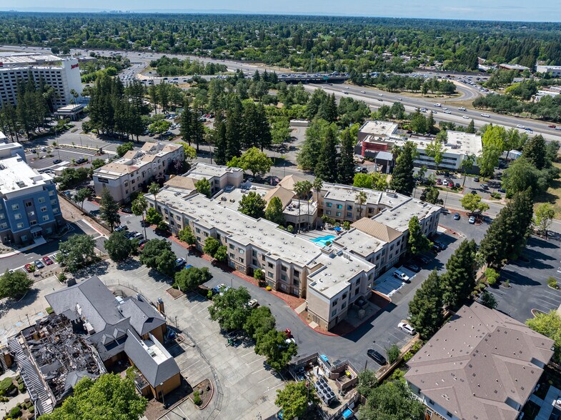 More Photos Of 11260 Point East Dr, Rancho Cordova Apartments For Sale
