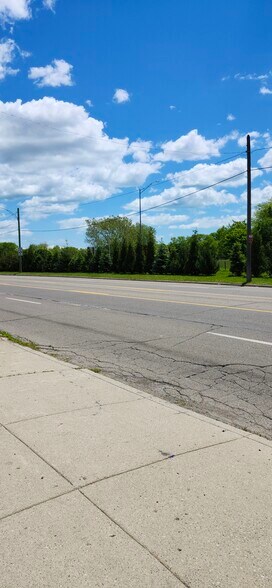 More Photos Of 12591-12595 Harper Ave, Detroit Storefront For Sale
