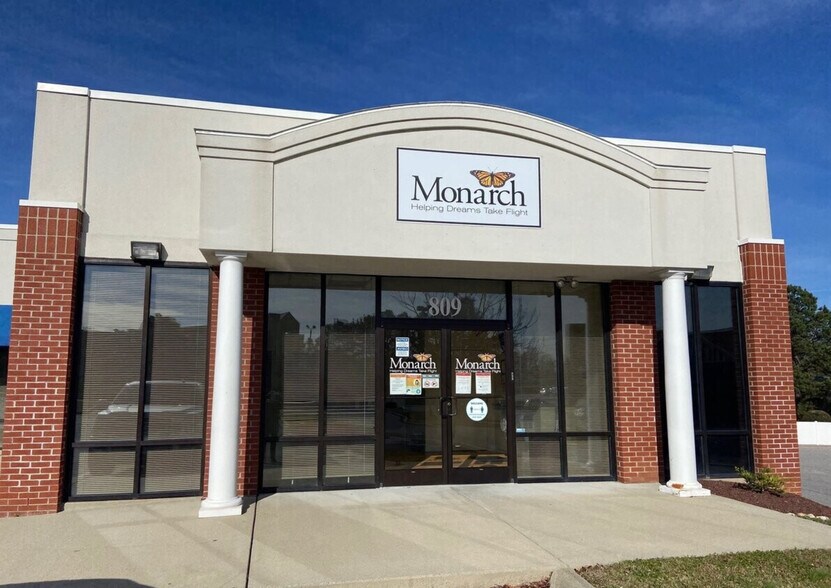 More Photos Of 819 Tiffany, Rocky Mount Medical For Sale