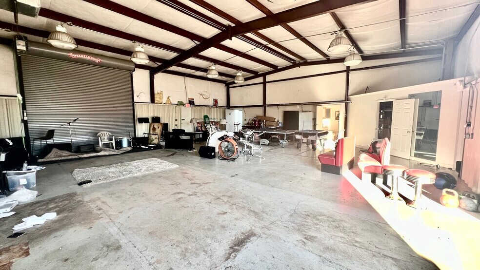 More Photos Of 13784 Highway 9 N, Milton Loft Creative Space For Lease