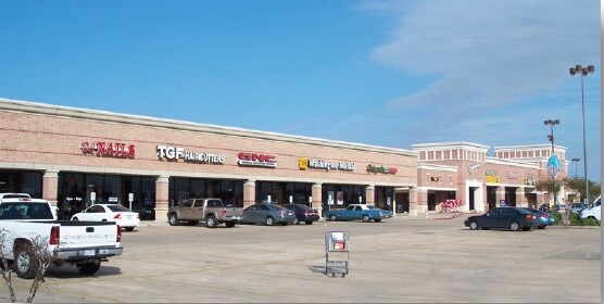 More Photos Of 1400-1438 W Fairmont Pky, La Porte Storefront For Lease