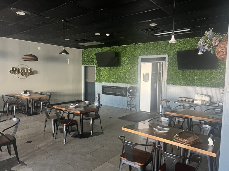 More Photos Of 2551 E Pinetree Blvd, Thomasville Unknown For Lease