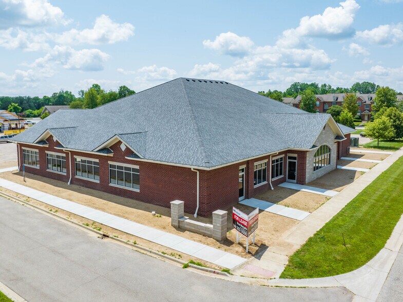 More Photos Of 6001 Cheshire Park Dr, Clarkston Medical For Sale