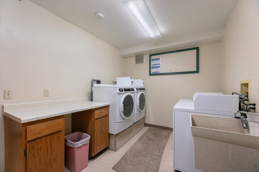 More Photos Of 23 Neptune St N, Cosmos Apartments For Sale