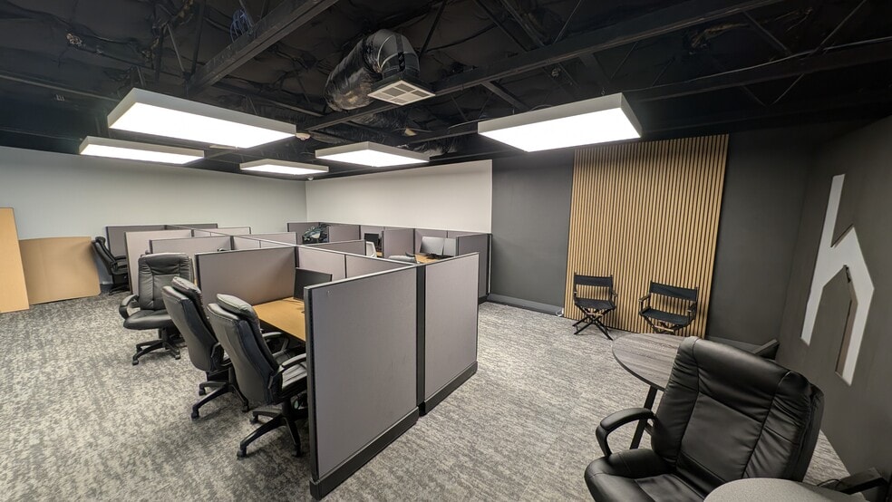 More Photos Of 1640-1658 S State St, Orem Freestanding For Lease