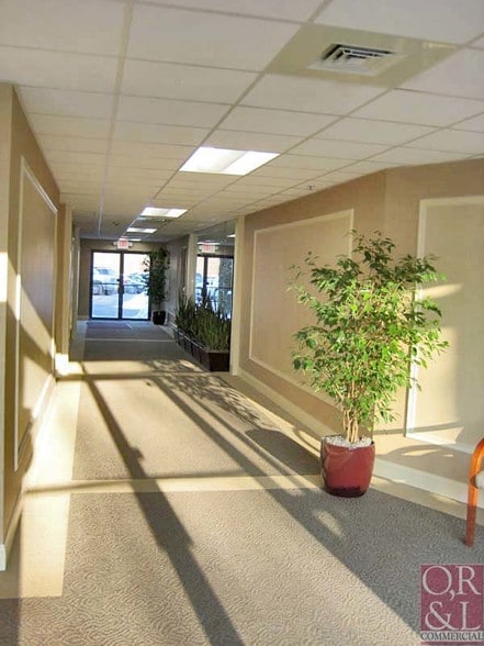 More Photos Of 2080 Silas Deane Hwy, Rocky Hill Medical For Lease