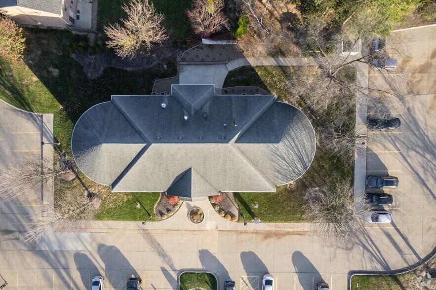 More Photos Of 123 S Miller Rd, Akron Office For Lease