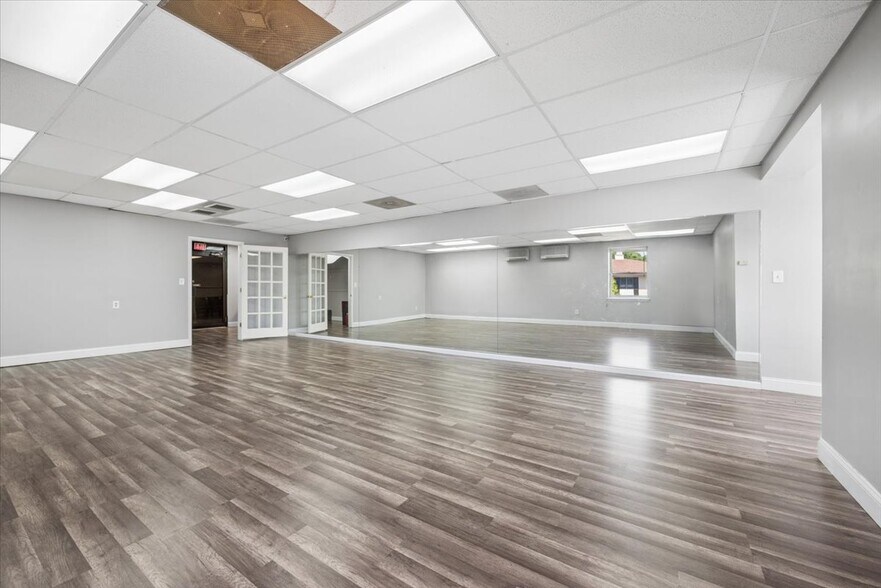 More Photos Of 51 Mount Bethel Rd, Warren Office For Lease