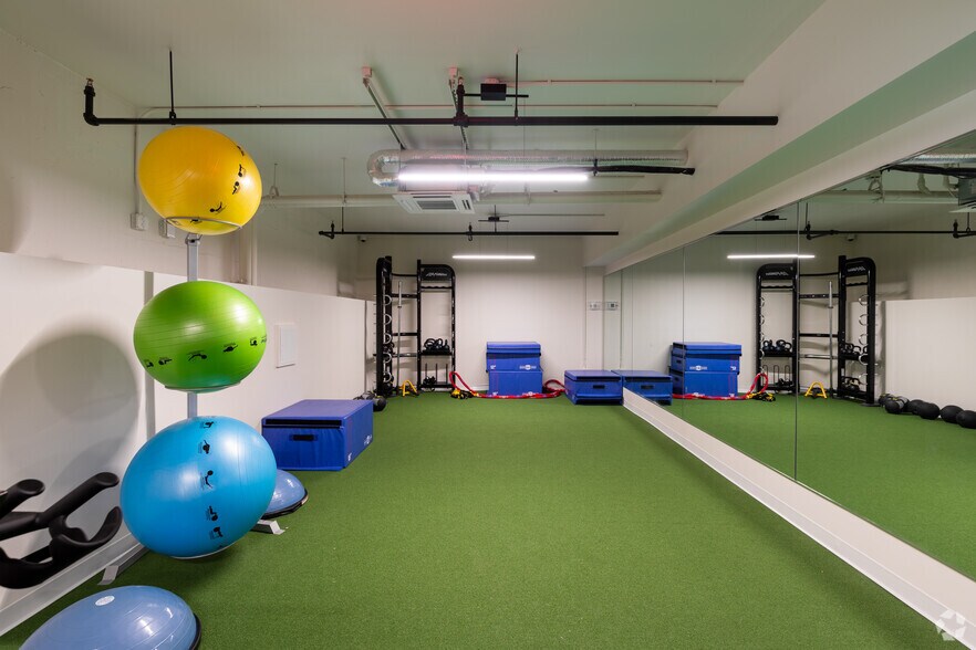 More Photos Of 57 Cannon St, Poughkeepsie Apartments For Lease