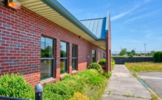 More Photos Of 7 Crossway Blvd, Patchogue Office For Sale