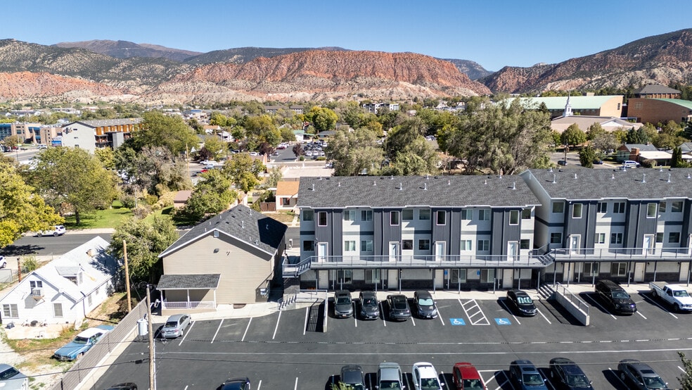 More Photos Of 119 N 800 W, Cedar City Apartments For Sale