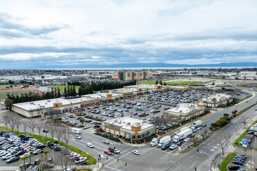 More Photos Of 1245-1299 Marina Blvd, San Leandro Unknown For Lease