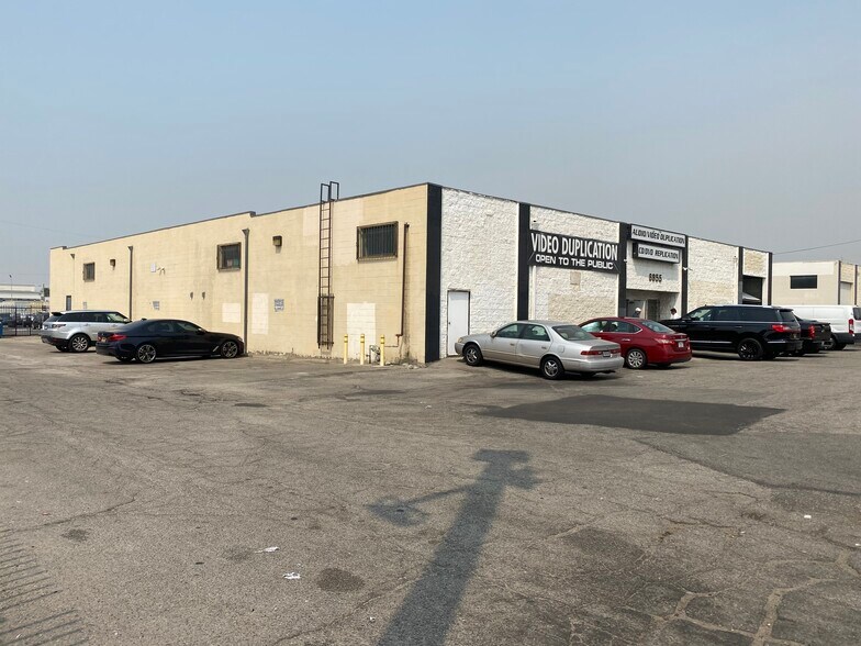 More Photos Of 6855 Vineland Ave, North Hollywood Warehouse For Sale