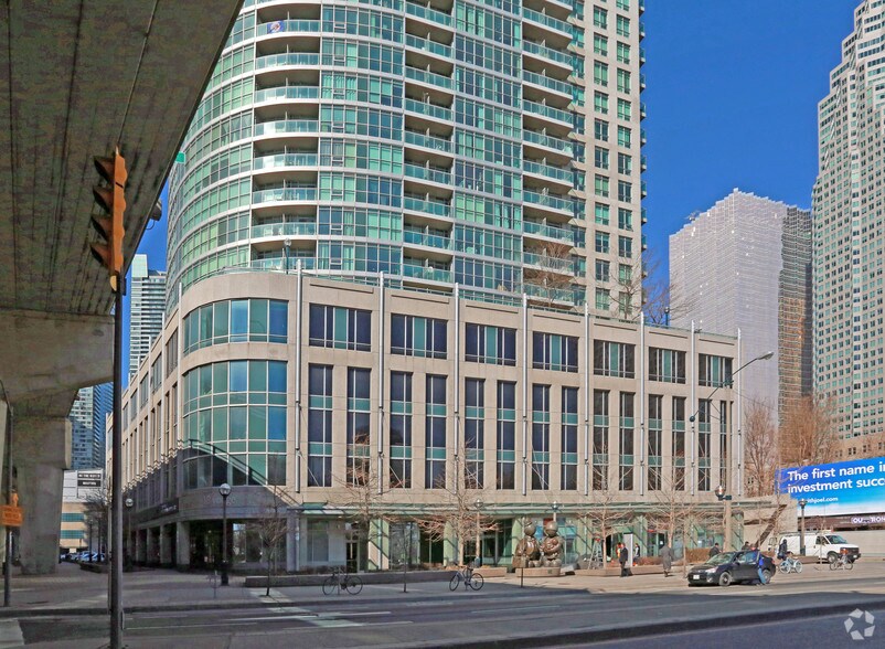 More Photos Of 18 Yonge St, Toronto Apartments For Sale