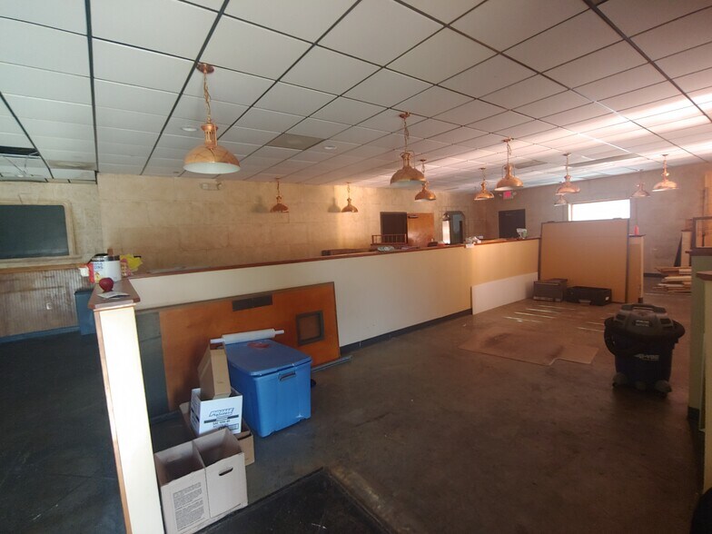 More Photos Of 1322 National Hwy, Thomasville Restaurant For Sale
