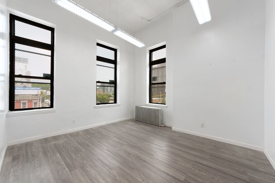 More Photos Of 100 Pennsylvania Ave, Brooklyn Loft Creative Space For Lease