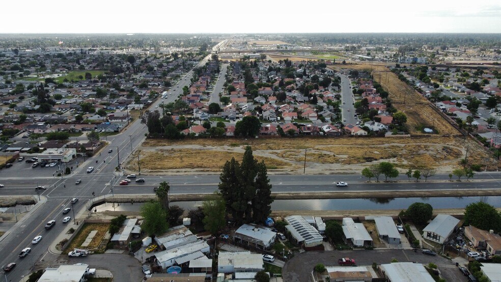 More Photos Of South H St, Bakersfield Land For Sale
