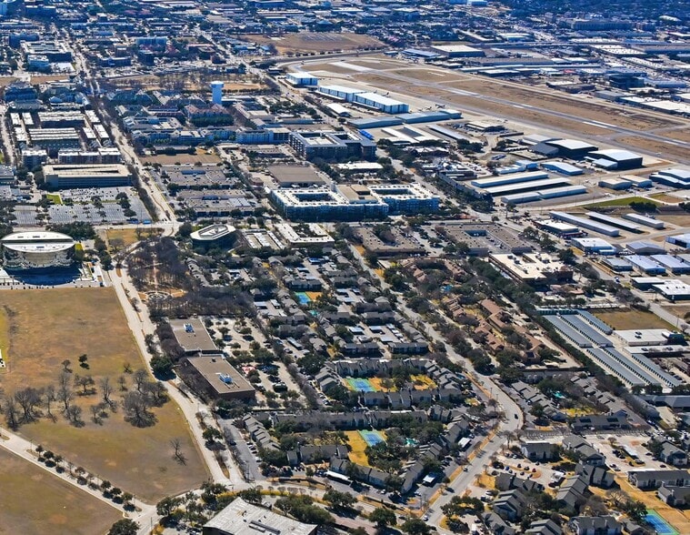 More Photos Of 16251 Dallas Pky, Addison Office For Sale