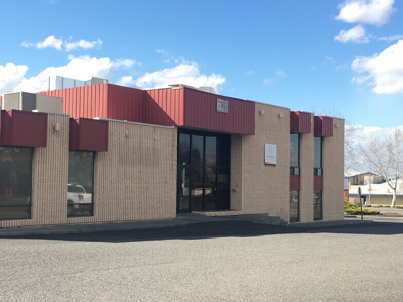 More Photos Of 7303 W Canal Dr, Kennewick Storefront For Lease