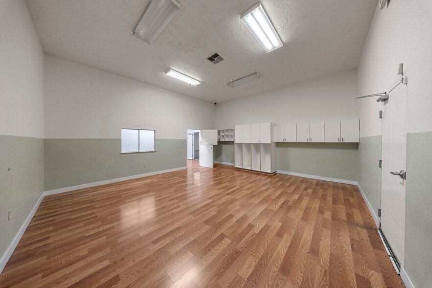 More Photos Of 701 H St, Modesto Loft Creative Space For Sale
