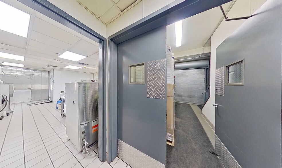 More Photos Of 62 W Inman Ave, Rahway Flex For Lease