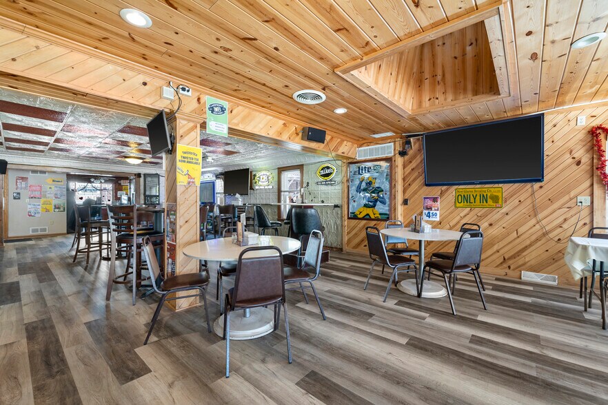 More Photos Of 165 Main St, Sullivan Restaurant For Sale