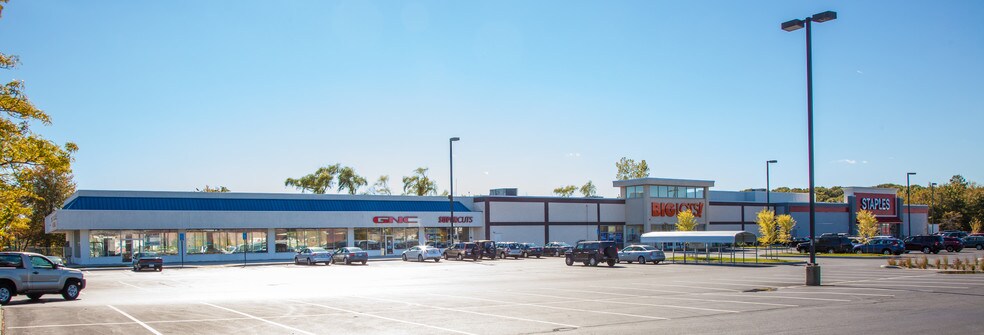 More Photos Of 185 Highland Ave, Seekonk Unknown For Lease