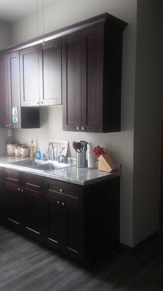 More Photos Of 2058 W 22nd Pl, Chicago Apartments For Sale