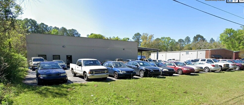 More Photos Of 8033 Airway Park Dr, Mobile Light Distribution For Lease