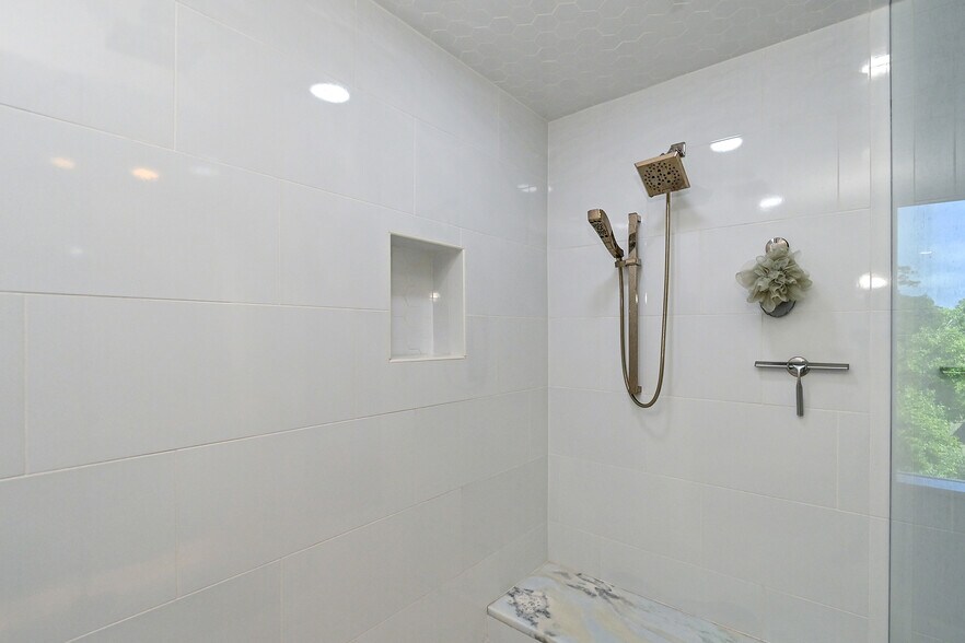 More Photos Of 516 S Tamiami Trl, Nokomis Apartments For Sale