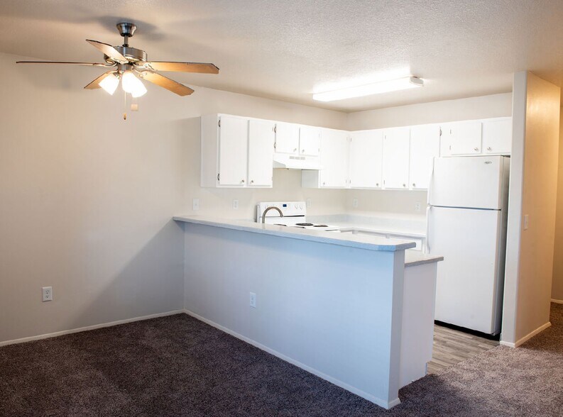 More Photos Of 723 SE 60th Ave, Portland Apartments For Sale