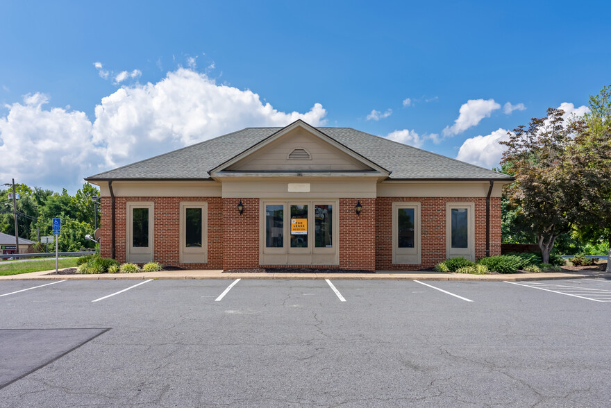 Primary Photo Of 250 S Stuart Ave, Elkton Bank For Lease