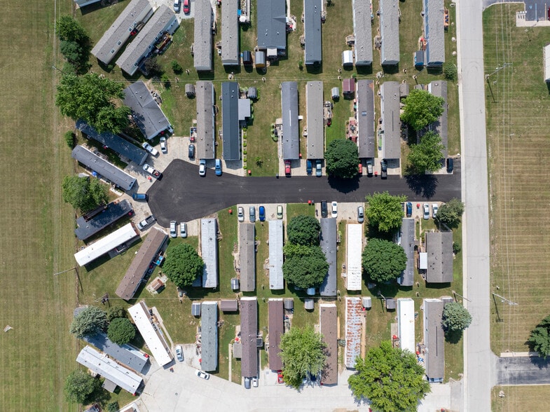 More Photos Of 205 W Marshall St, Argos Manufactured Housing Mobile Home Park For Sale
