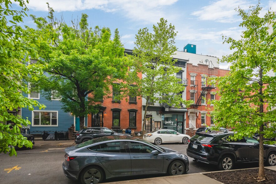 More Photos Of 447-449 Keap St, Brooklyn Apartments For Sale