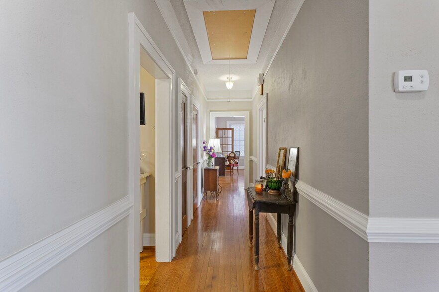 More Photos Of 310 S Clinton Ave, Dunn Medical For Sale