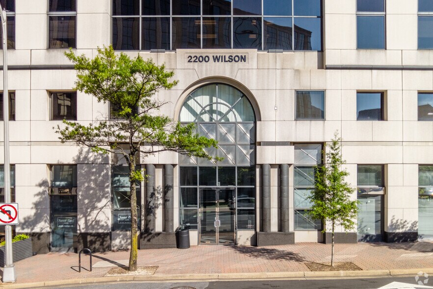 More Photos Of 2200 Wilson Blvd, Arlington Office For Lease