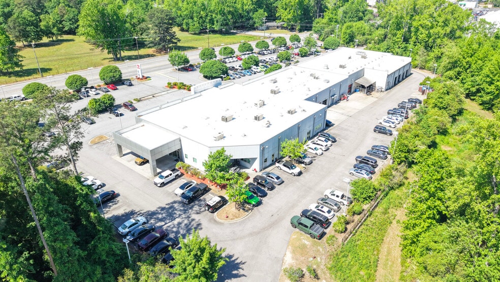More Photos Of 2136 Sunset Blvd, West Columbia Auto Dealership For Sale