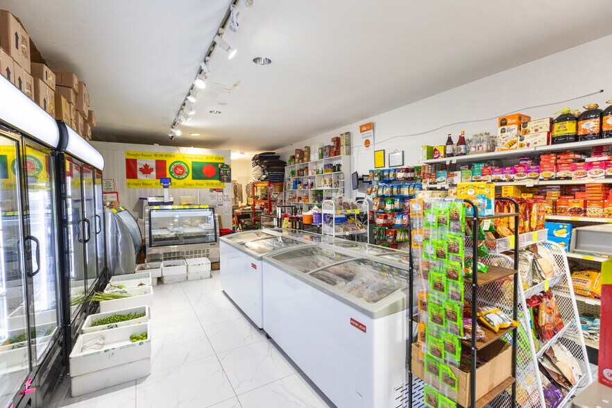 More Photos Of 6653 Main St, Vancouver Apartments For Sale