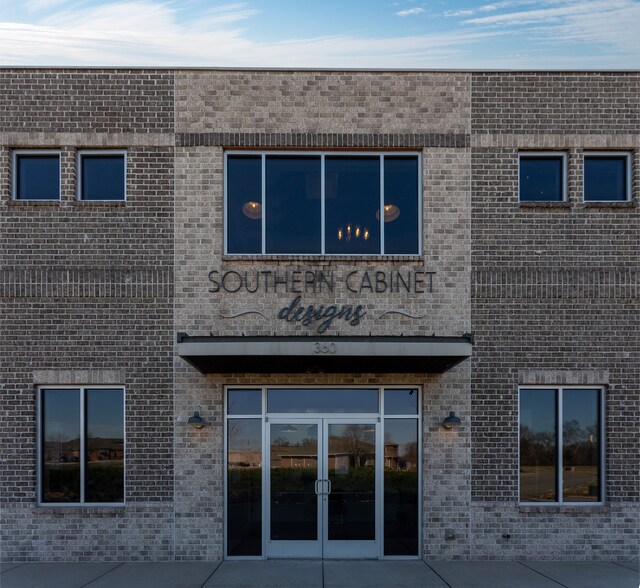 More Photos Of 360 Quecreek Cir, Smyrna Warehouse For Sale