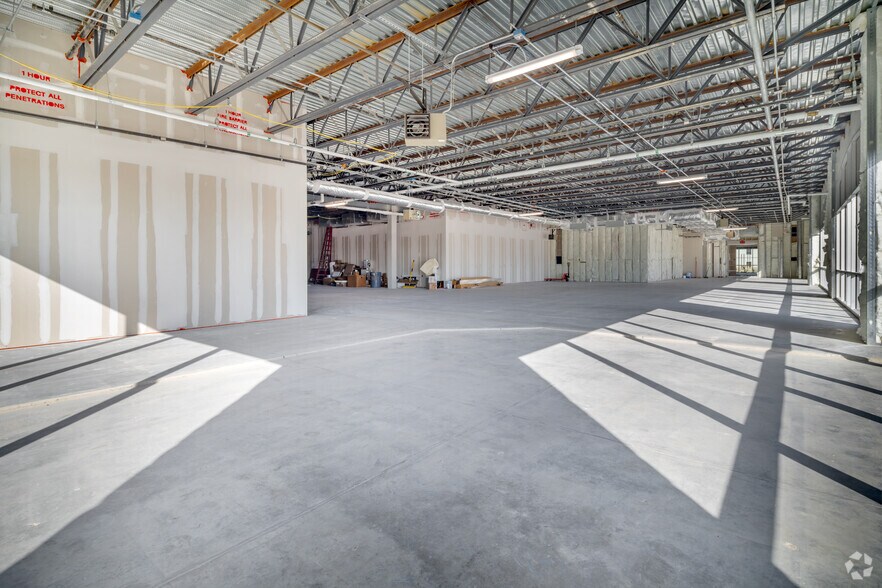 More Photos Of 11123 Christus Hills, San Antonio Medical For Lease