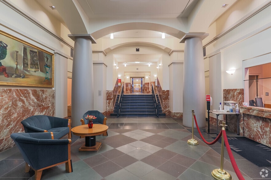 More Photos Of 1 Pasquerilla Plz, Johnstown Office For Lease