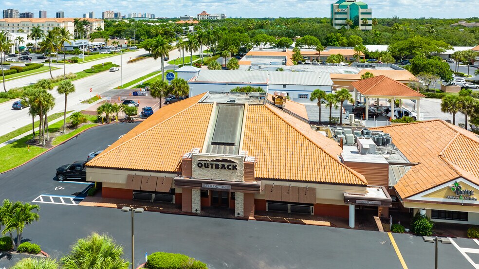 More Photos Of 4910 Tamiami Trl N, Naples Unknown For Lease