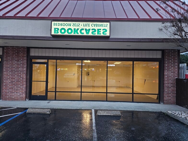 More Photos Of 4076-4086 Grass Valley Hwy, Auburn Storefront Retail Office For Lease